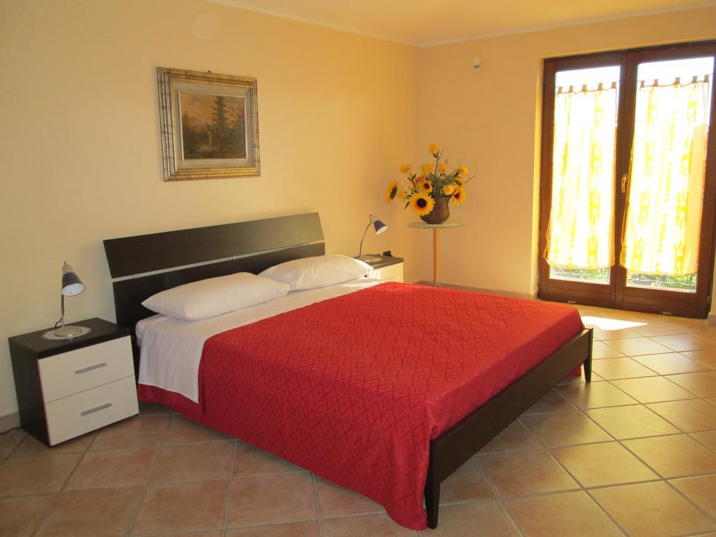 Complesso Turistico Ricettivo L'Oasi Del Golfo Di Salerno Apartment Battipaglia Luaran gambar