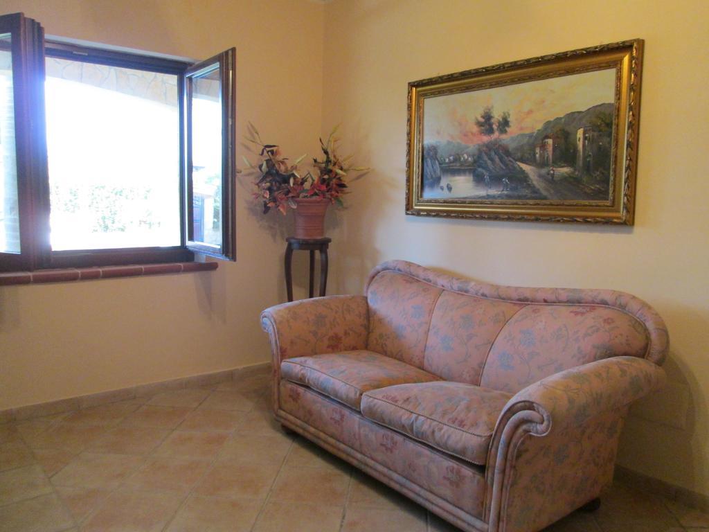 Complesso Turistico Ricettivo L'Oasi Del Golfo Di Salerno Apartment Battipaglia Luaran gambar