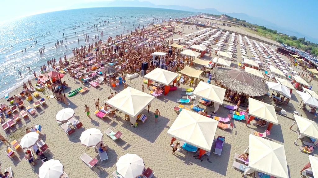 Complesso Turistico Ricettivo L'Oasi Del Golfo Di Salerno Apartment Battipaglia Luaran gambar