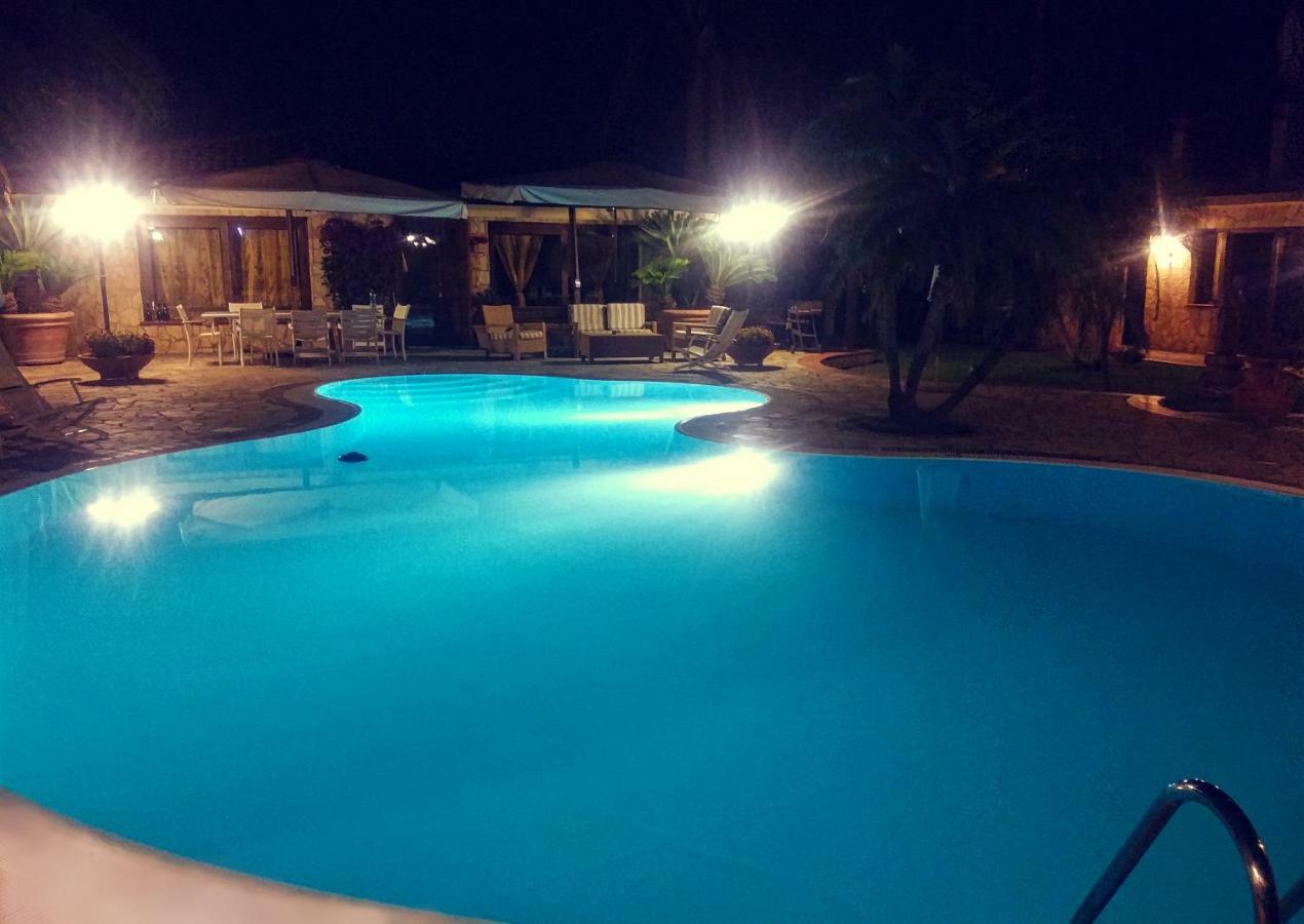 Complesso Turistico Ricettivo L'Oasi Del Golfo Di Salerno Apartment Battipaglia Luaran gambar