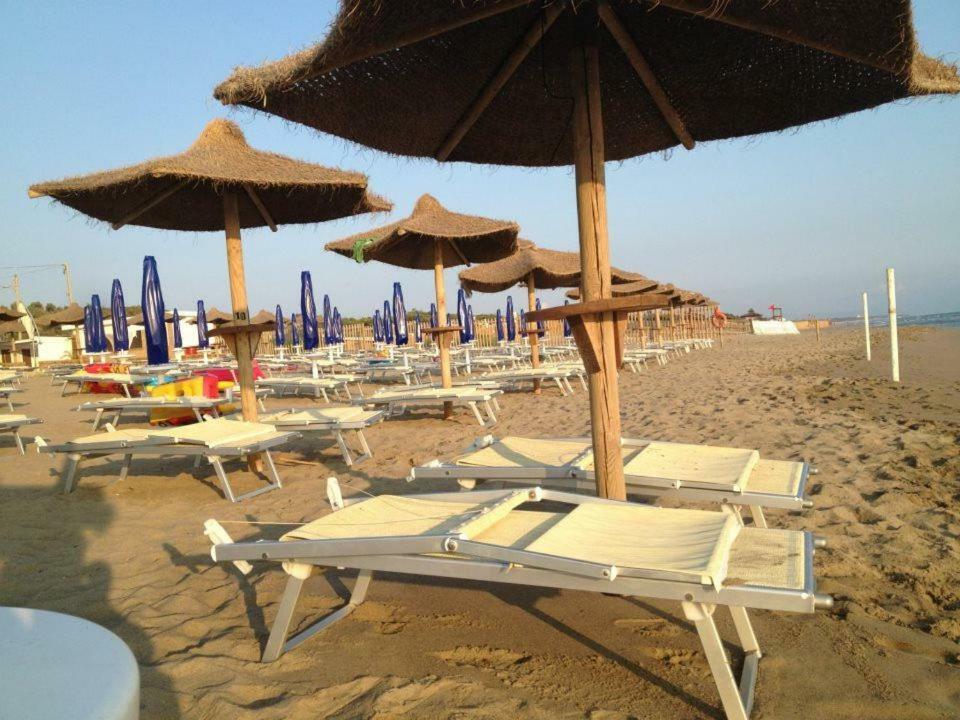 Complesso Turistico Ricettivo L'Oasi Del Golfo Di Salerno Apartment Battipaglia Luaran gambar